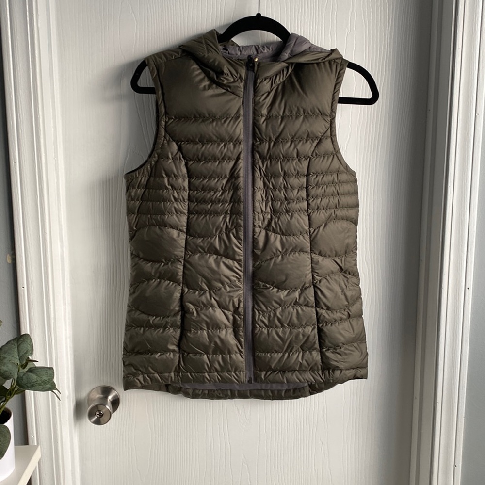 Lole Olive Green Packable Vest
